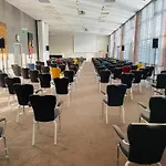 Tulip Inn Hotel Duesseldorf Arena - 2 Minuten Fussweg Zur Messe