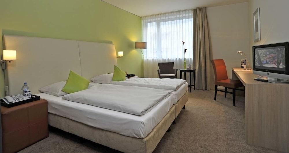 Tulip Arena - 2 Minuten Fussweg Zur Messe