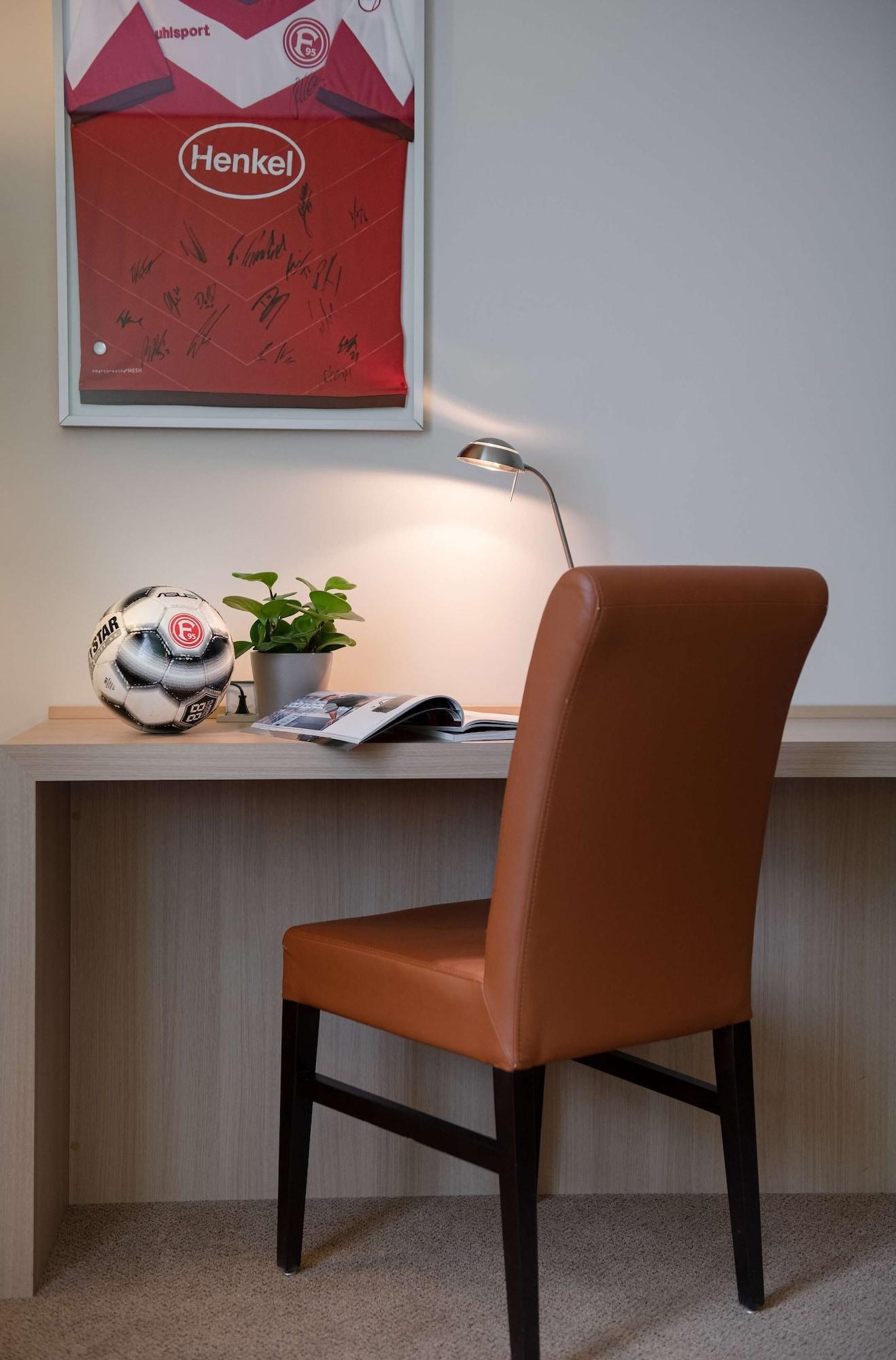 Tulip Arena - 2 Minuten Fussweg Zur Messe Hotel