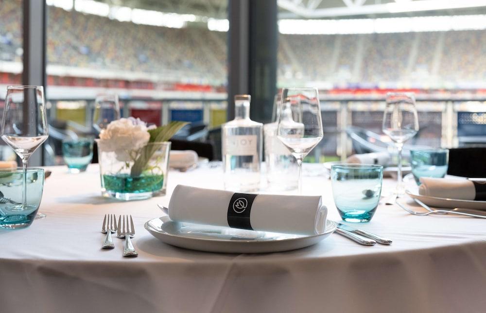 Tulip Arena - 2 Minuten Fussweg Zur Messe 4*